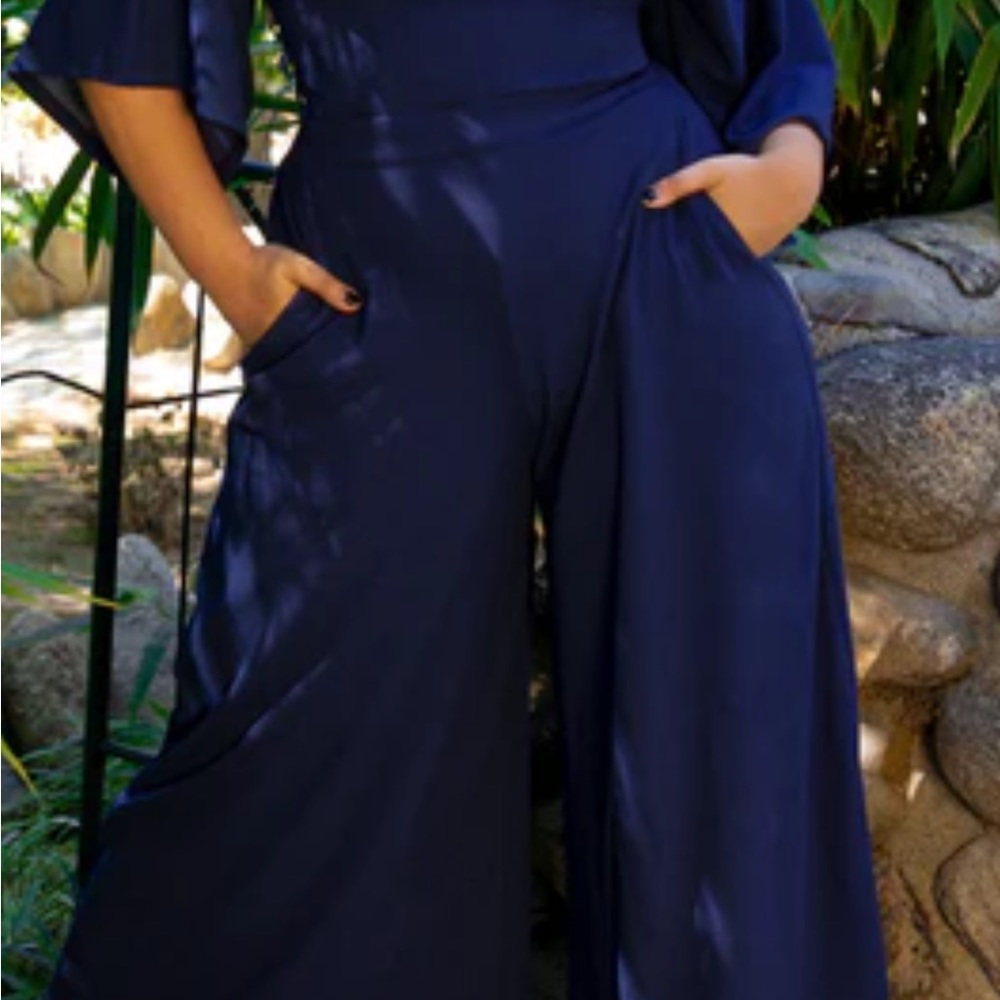 Black widow palazzo pants